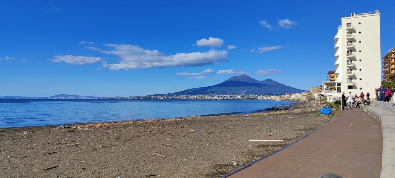 Ferienwohnung Il Capriccio Castellammare di Stabia Exterior foto